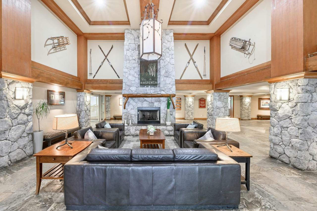 The Best Ski-In/Ski-Out At The Aspens Whistler Exterior foto